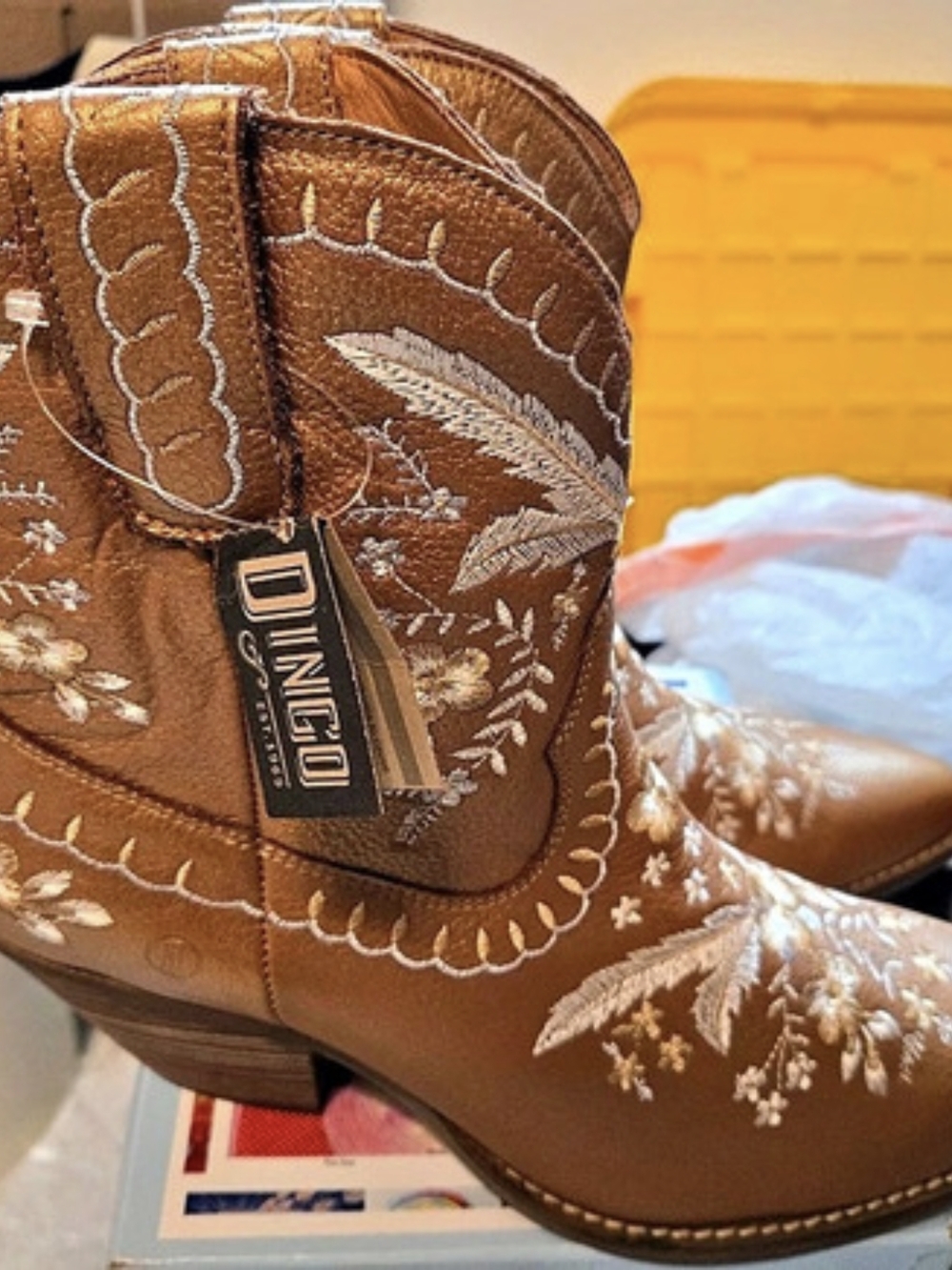 Dingo Primrose Metallic Embroiderd Floral Snip Toe Cowboy Booties Women Brown 11